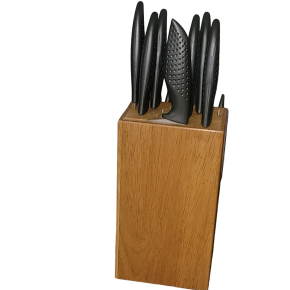 Titanium II Professional Knives Set of 15 with Knife Block Wooden Storage Holder - Picture 3 of 15